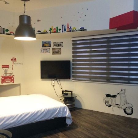 Apartament Traveler Station R15 Kaohsiung Zewnętrze zdjęcie