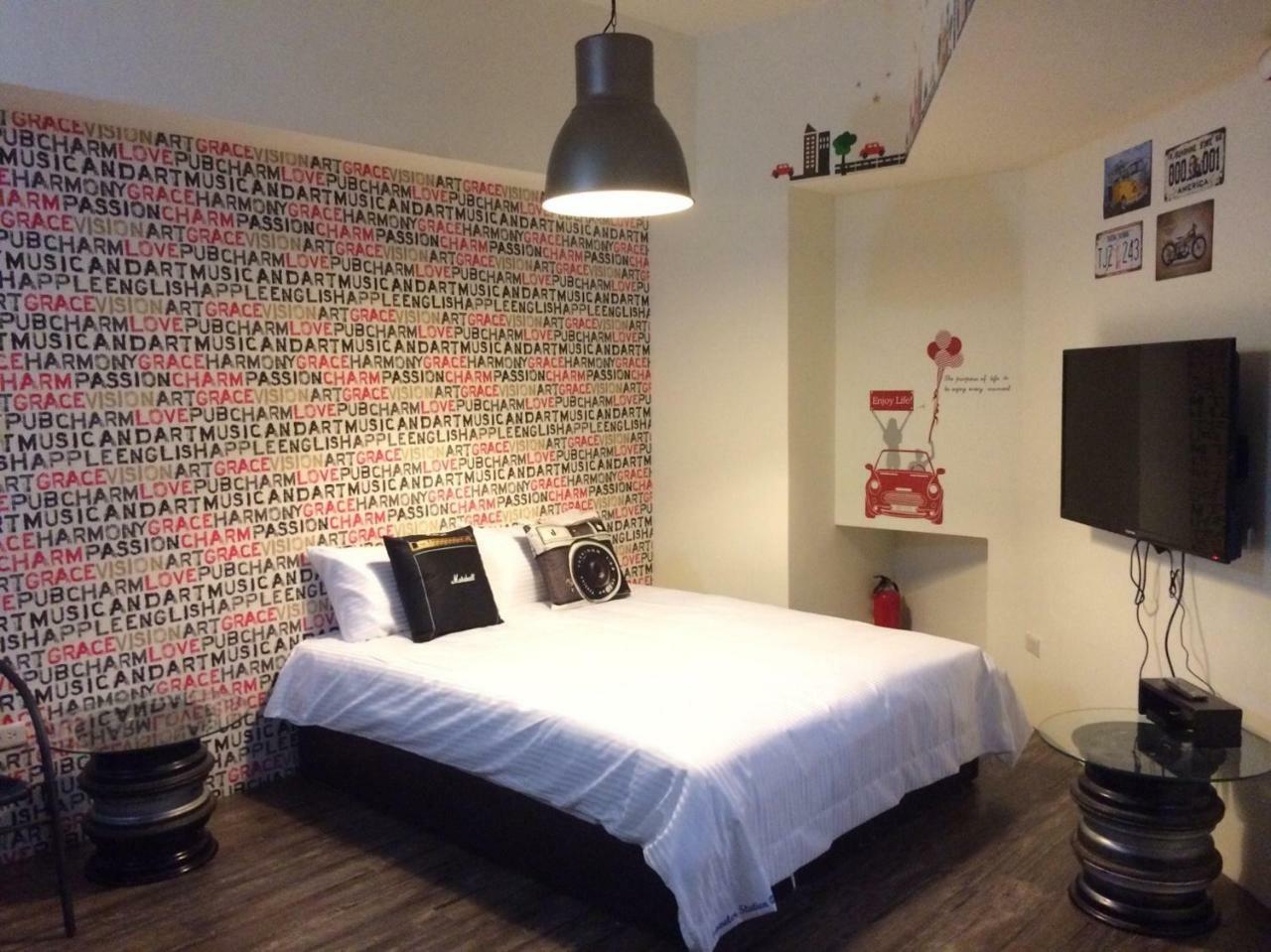 Apartament Traveler Station R15 Kaohsiung Zewnętrze zdjęcie