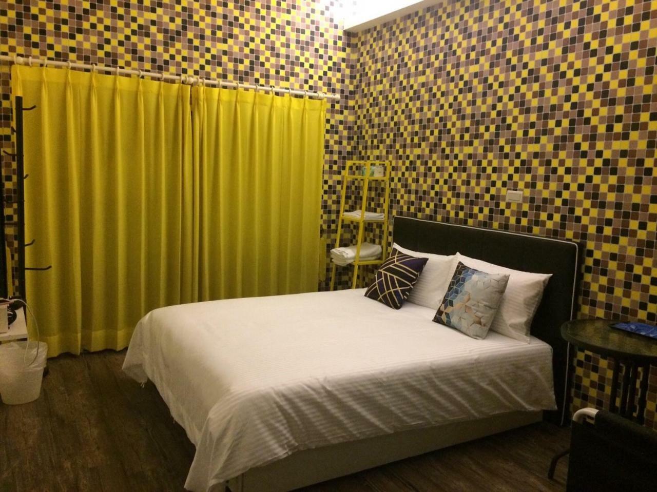 Apartament Traveler Station R15 Kaohsiung Zewnętrze zdjęcie