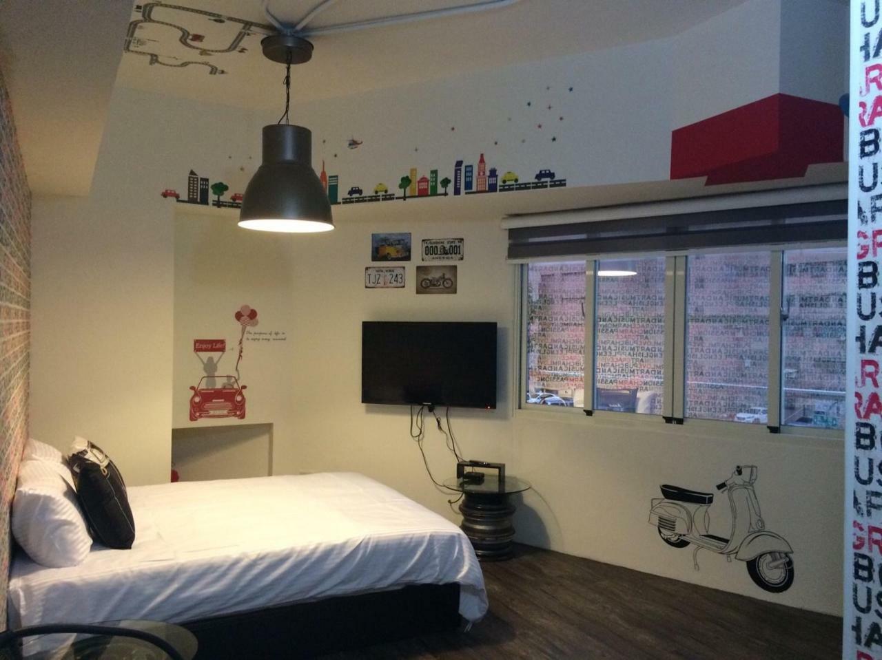 Apartament Traveler Station R15 Kaohsiung Zewnętrze zdjęcie