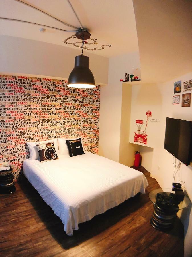 Apartament Traveler Station R15 Kaohsiung Zewnętrze zdjęcie