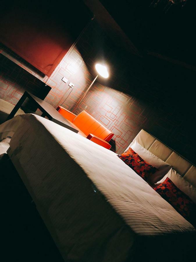 Apartament Traveler Station R15 Kaohsiung Zewnętrze zdjęcie
